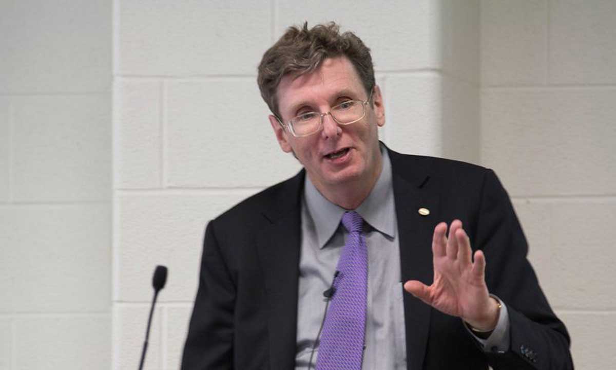 Curtis R. Carlson, president and CEO of SRI International, discusses the climate of innovation in America and SRI's innovation strategies Thursday in the Highlands Room at the Festival Conference and Student Center.