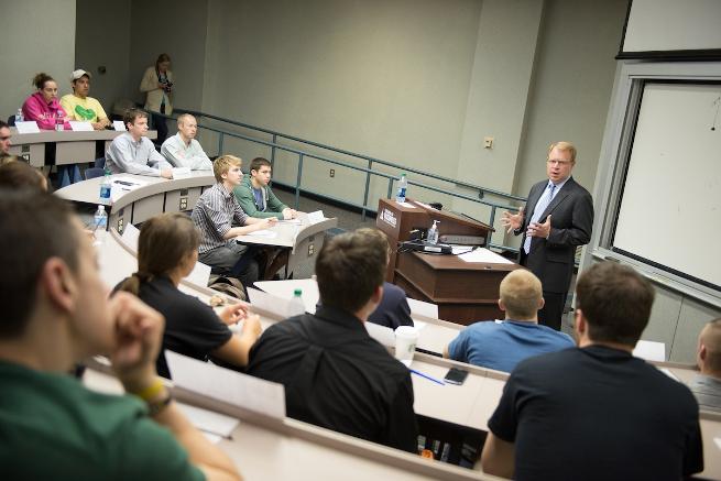 John HInshaw speaks with CIS students