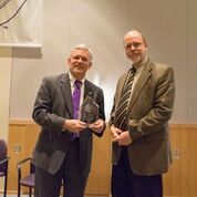 Scott Lunsford receives Honors Teaching and Service award