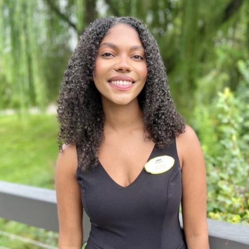 Profile Image for Lexi Thomas