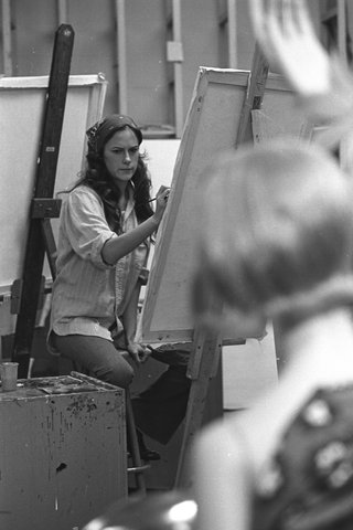 1972 art student painting model