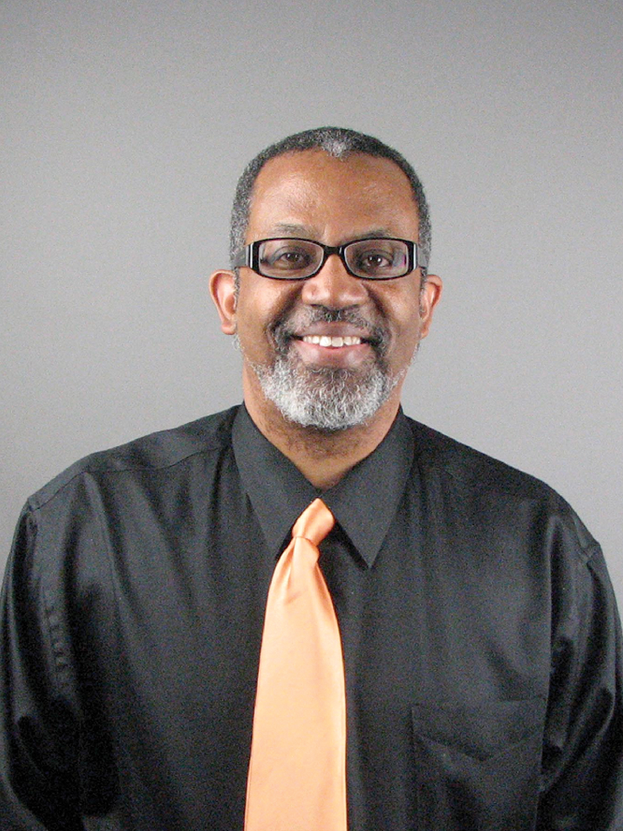 Paul Spraggs ('78) received a top engineer award from U.S. Black Engineer & Information Technology magazine.