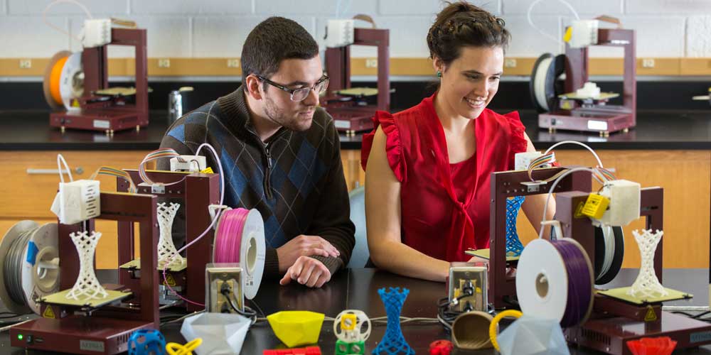 Eva Strawbridge and Jeff Kopsick in 3D printing lab