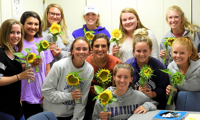 PHOTO: JMU Students volunteering