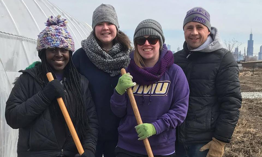 JMU students and faculty on ASB trip