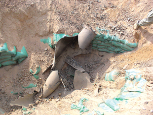 A mechanical break up of a MK-83 bomb. Aerial bombs are now a distinct 3+ module, although low order techniques are included throughout EOD Levels 1–3.  Image courtesy of Roly Evans.