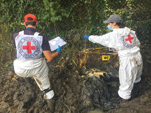 ICRC staff searching for human remains Abkhazia/Georgia in 2021.