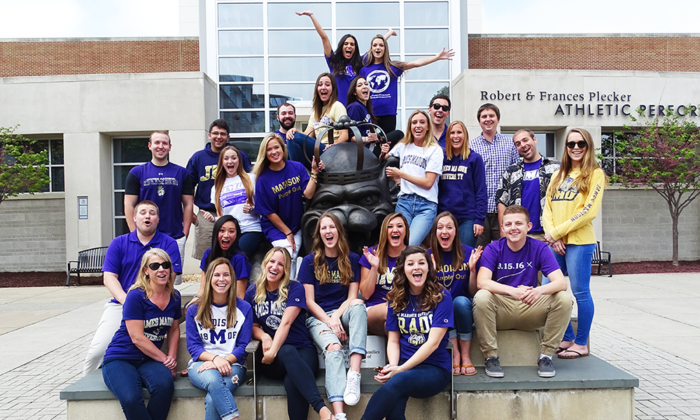 Google Online Marketing Challenge 2016 Winners posing around Duke Dog statue