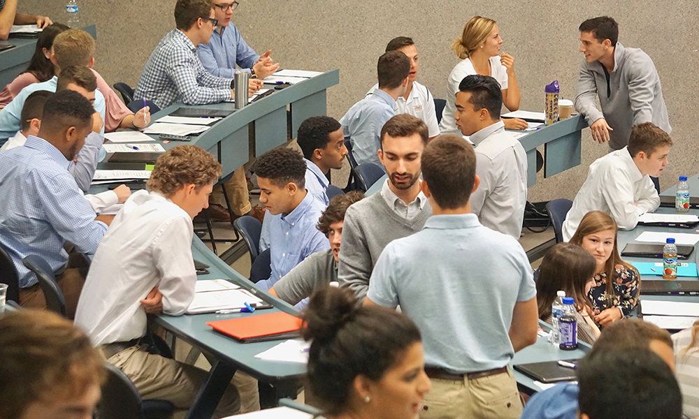 CoB Students in a lecture hall