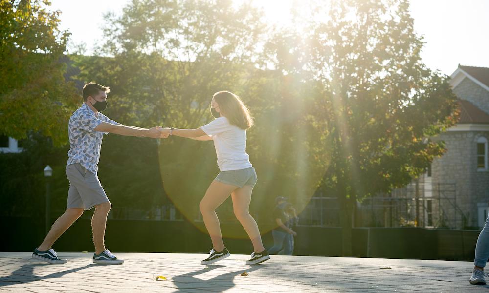 swing-dance-quad