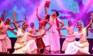 photo of Taj Express dancers
