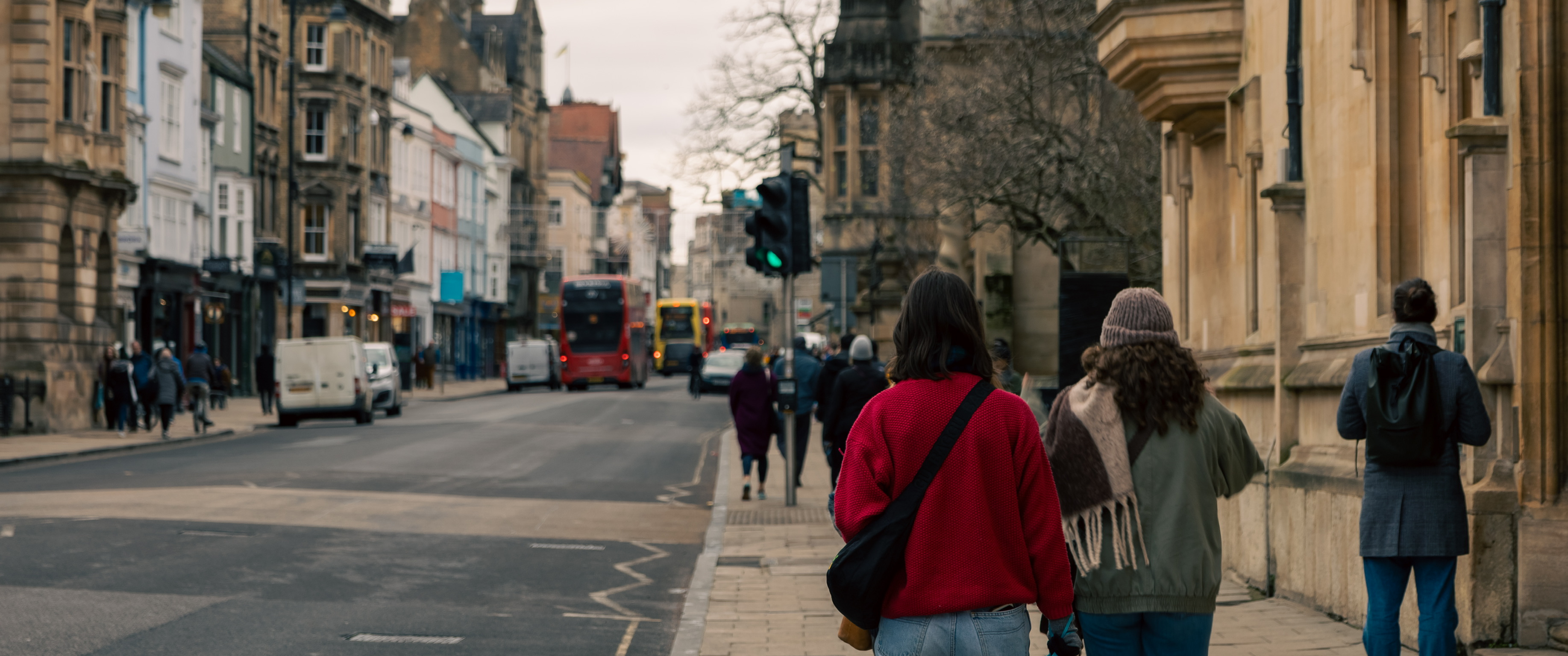 Students on an Oxford street