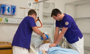 JMU nursing students