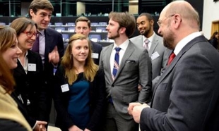 students with president of European Parliament