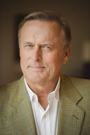 Publicity portrait of John Grisham, head and shoulders