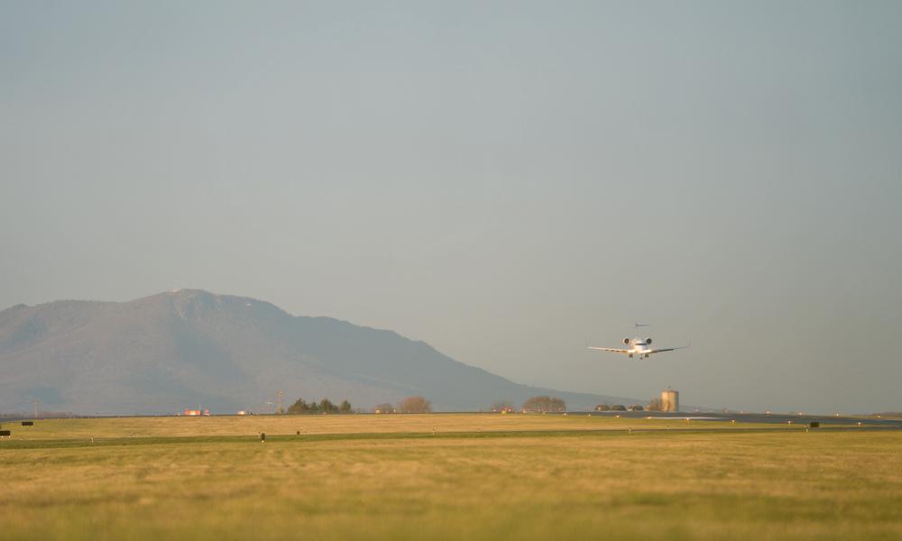 SHD-United-landing