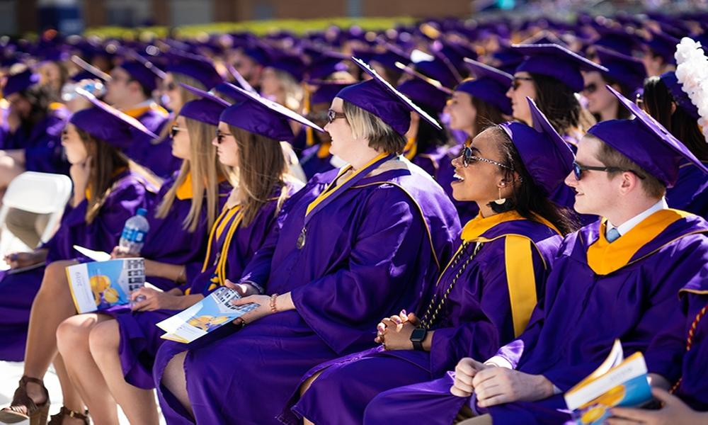 JMU ranks No.1 in VA for postgraduation employment JMU