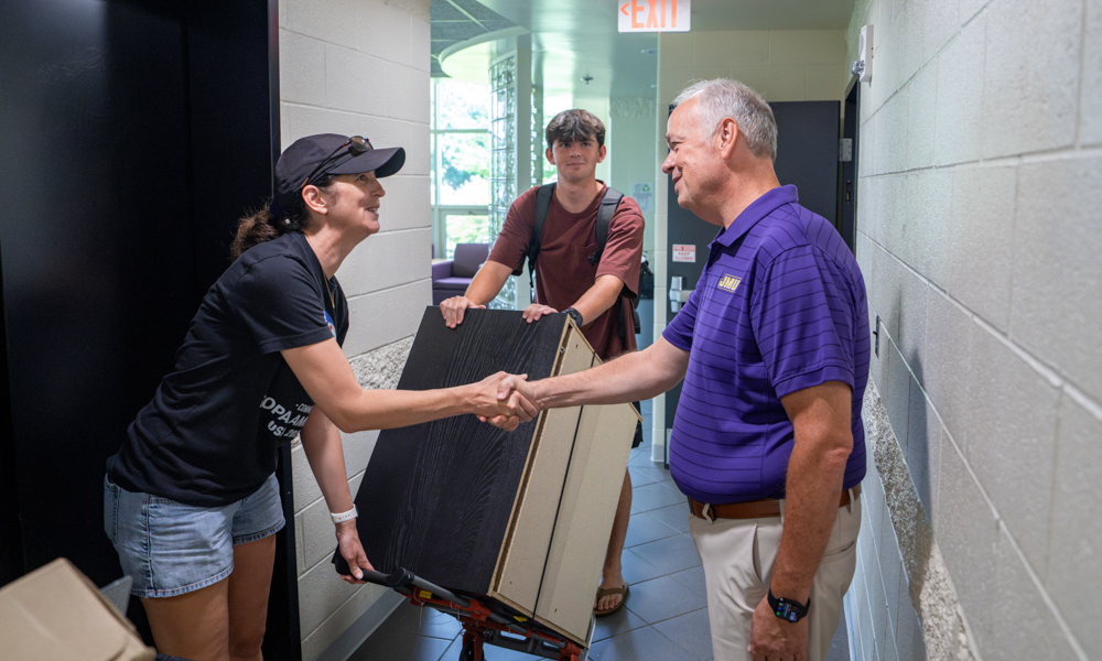 President Jim welcomes a new Duke to their residence hall in August 2026.