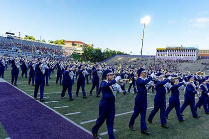 Marching Royal Dukes playing the JMU fight song