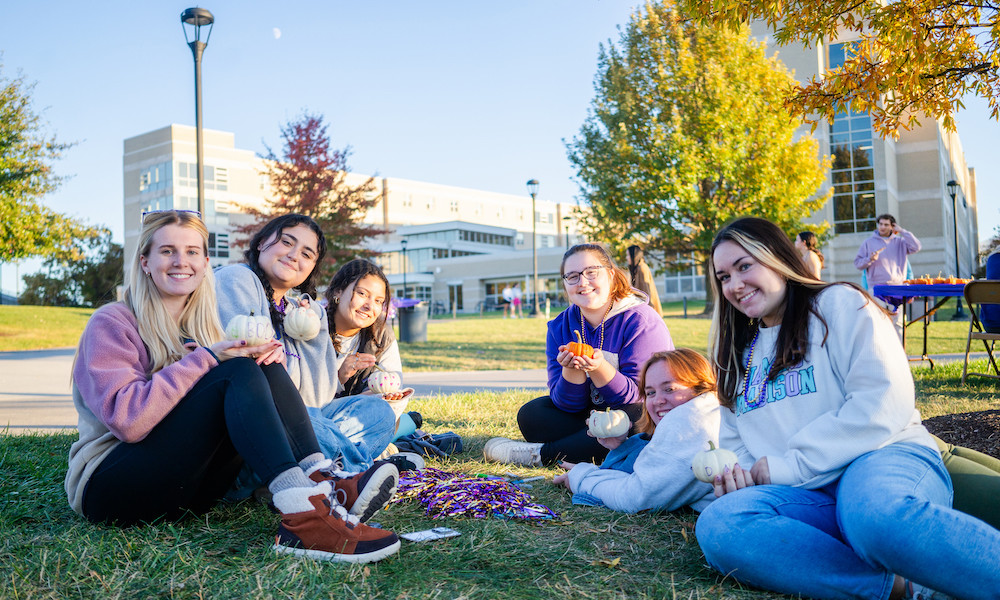 Homecoming Students Festival Lawn