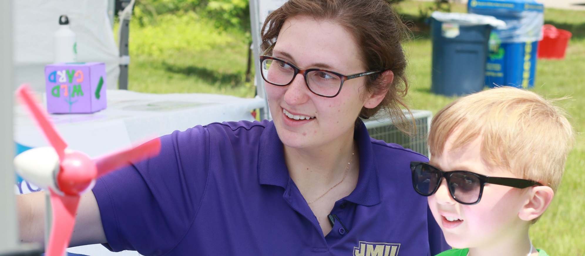 InternshipVolunteerOppsBanner