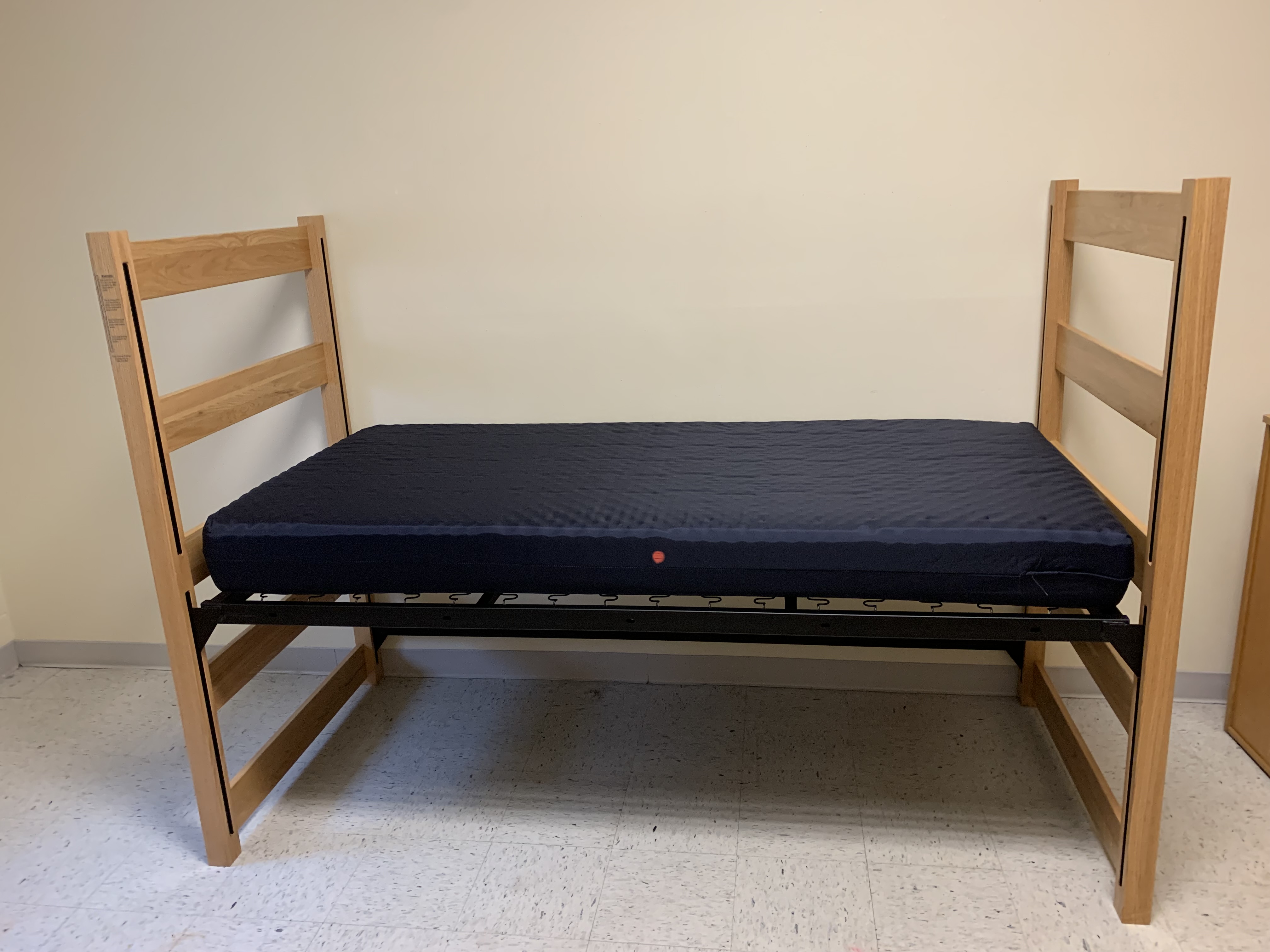 adjustable bunkable bed