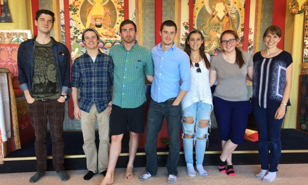 Students visit Tibetan Buddhism Site