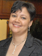 Vanessa Evans ('93,'97M)