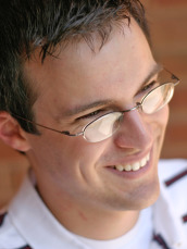 Michael Peretich ('06)