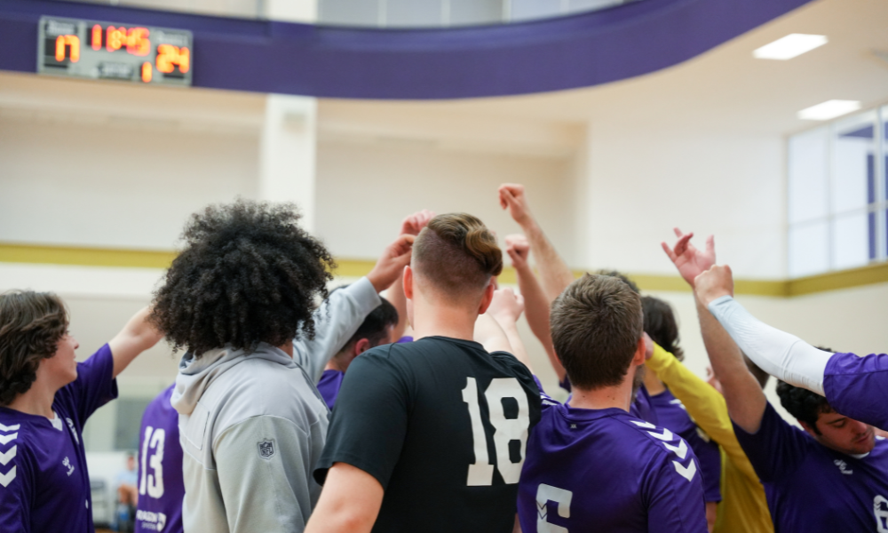 handball club gathering to cheer