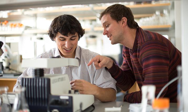 Joe Balsamo, biotechnology and pre-med major, with Professor Mark Gabriele