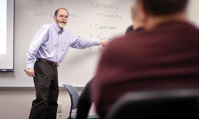 JMU professor Bob Kolvoord takes his GIS technology course into high schools