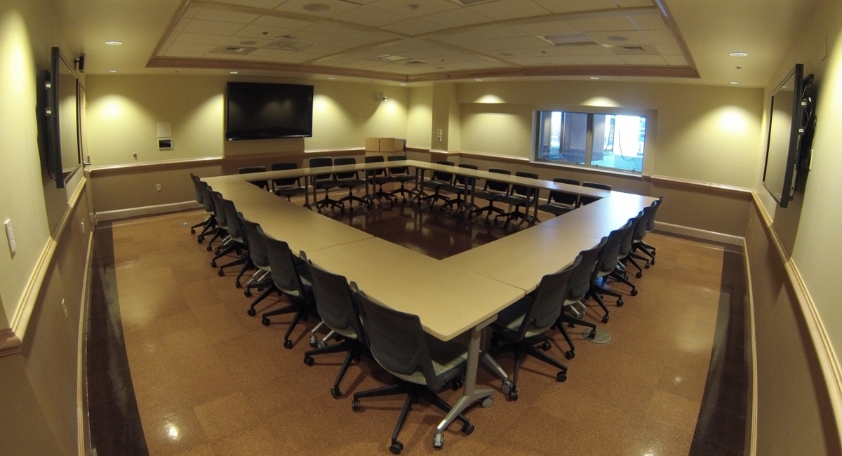 Picture of hollow square setup of room 3202