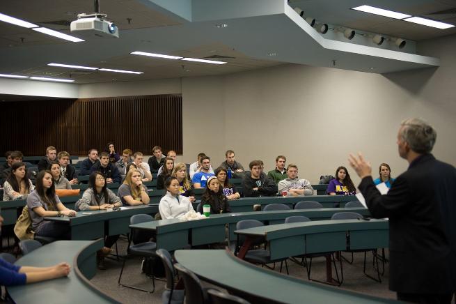 President Alger meets with JMU business students
