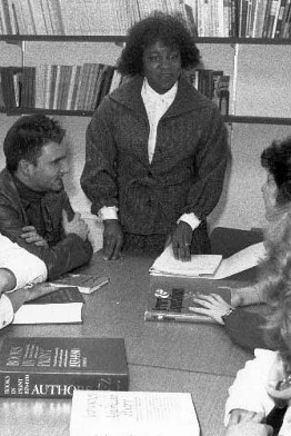 2/20/1989 Dr. Joanne Gabbin & Honors Class