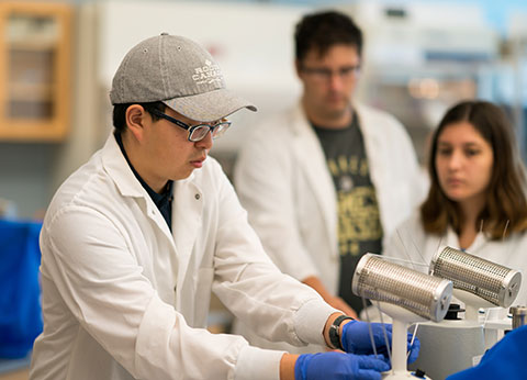 image for Explore majors in STEM