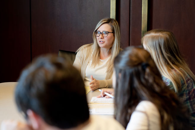 236044-SGA-Leadership-meeting-1005-658w.jpg