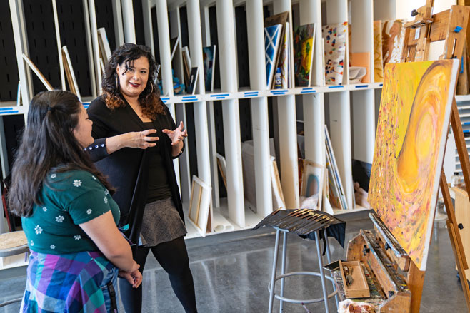 236078-Duke-Hall-Painting-Class-1056-658w.jpg