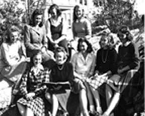Students on the rock in 1940.