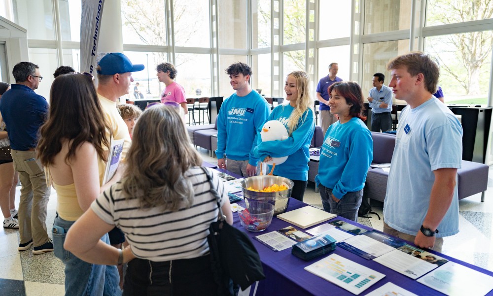 CS Ambassadors at CISE Open House