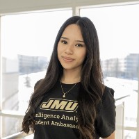 Profile Image for Ivanna Renderos