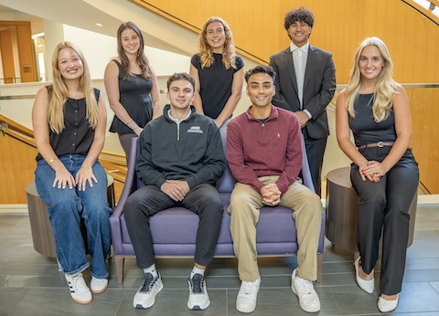 image for Peer Advising Leaders