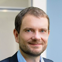 professional headshot of Jonathan Schulz