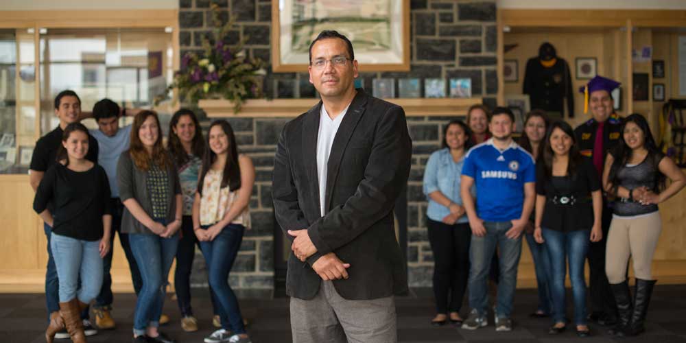 Carlos Aleman with members of the Latino Scholars Initiative