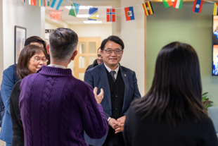 Pornchoi Mongkhonvanit, President of Siam University meets with JMU faculty and staff