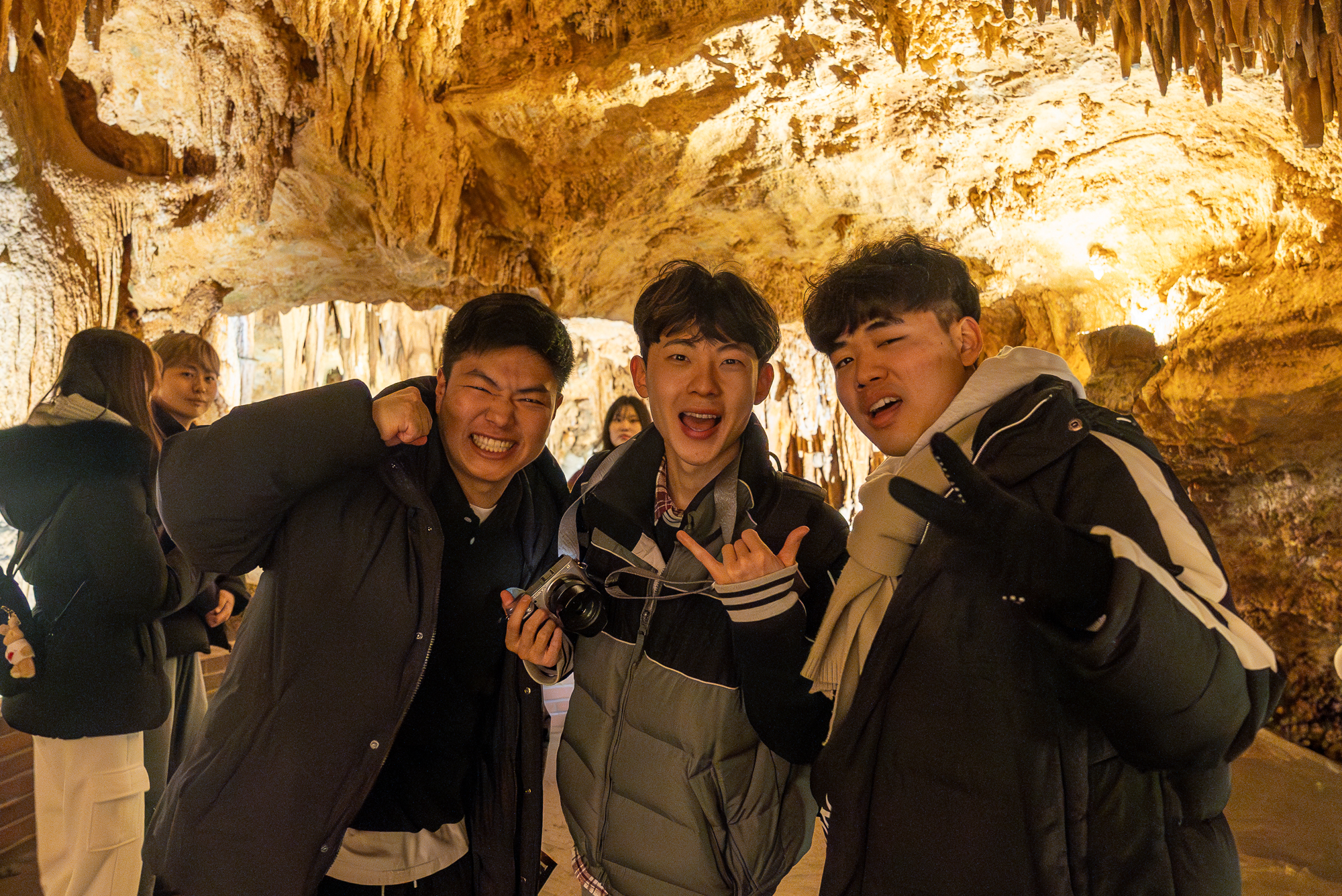 Group of KDU students at Luray caverns posing for a photo
