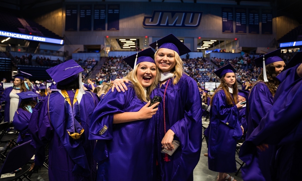 Commencement friends