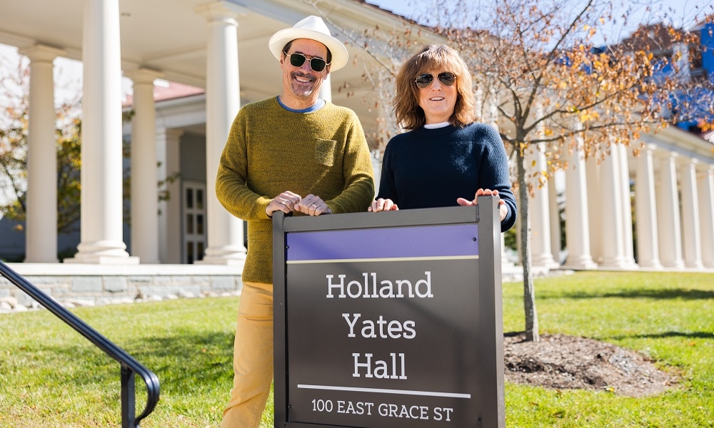 Holland and Yates photo