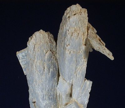 Anhydrite-400x533-2.jpg