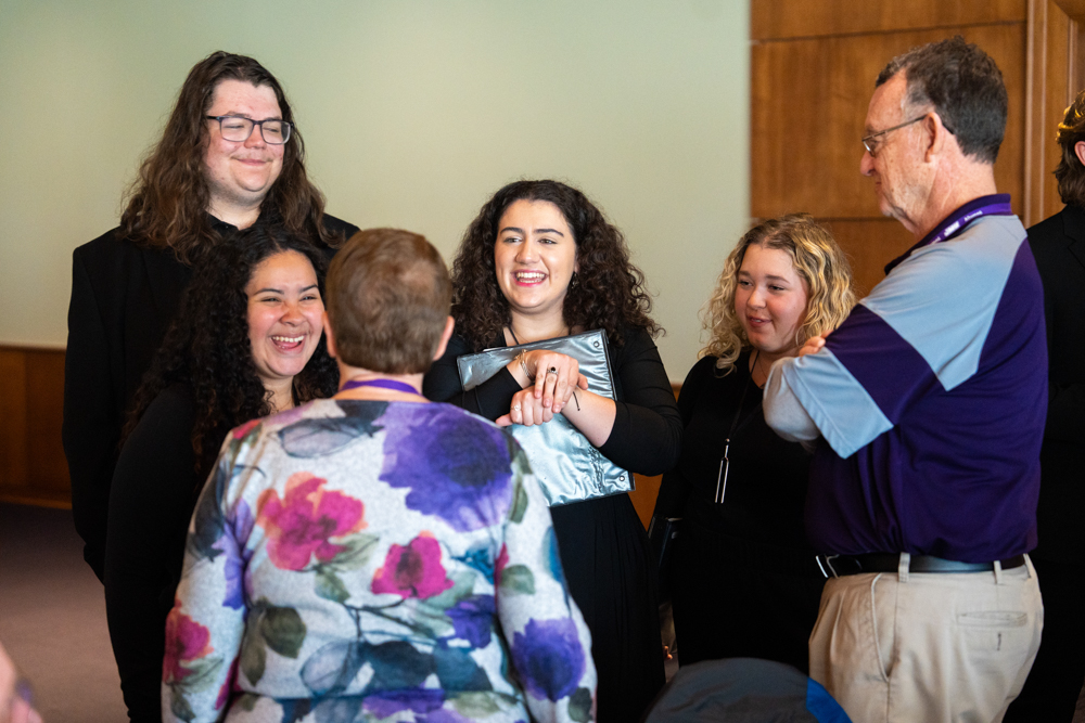 Alumni talk to Madison Singers